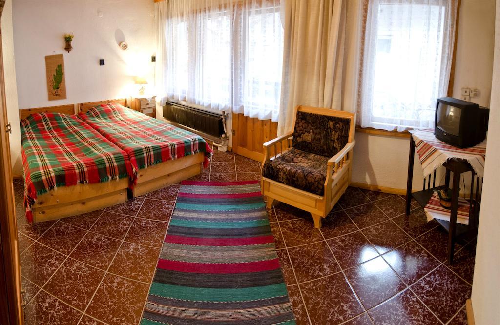 Palyongov Guest House Chepelare Camera foto
