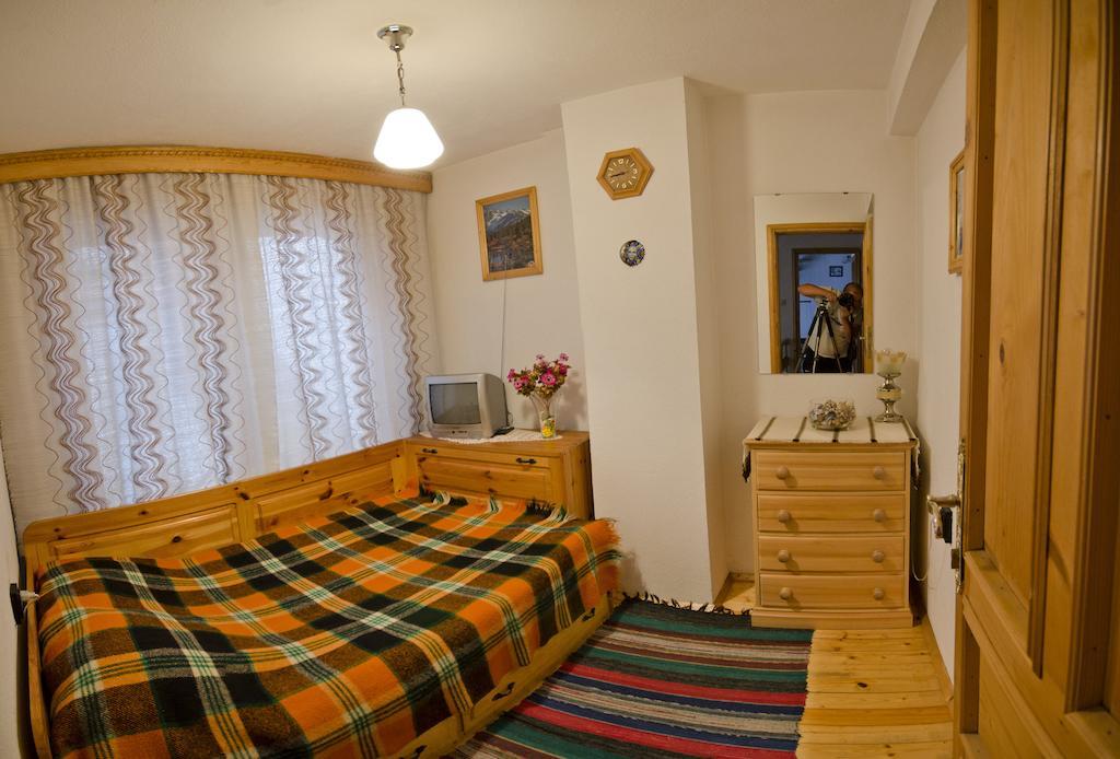 Palyongov Guest House Chepelare Camera foto